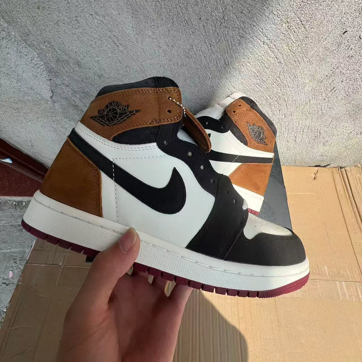 AJ 1 High OG "Love Letter" Shoes Sneakers – nk0005275 image 3