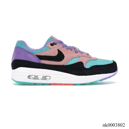 AM 1 Have a Nike Day Shoes Sneakers - nk0003802 image 0