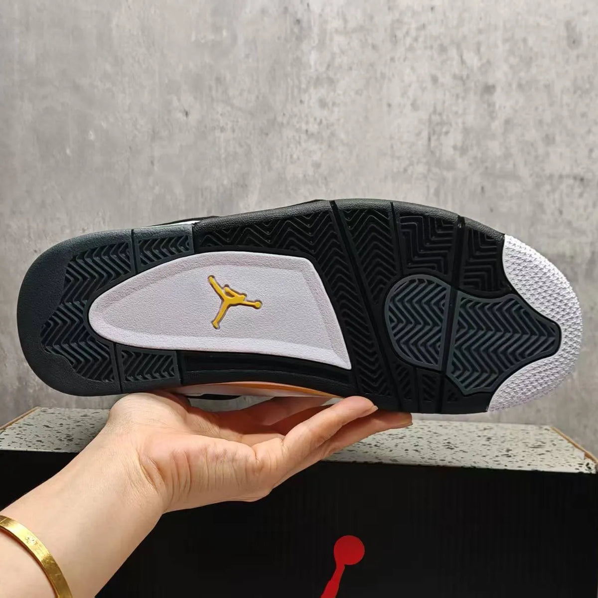 AJ 4 "Tour Yellow" (2026) Shoes Sneakers - nk0005427 image 9