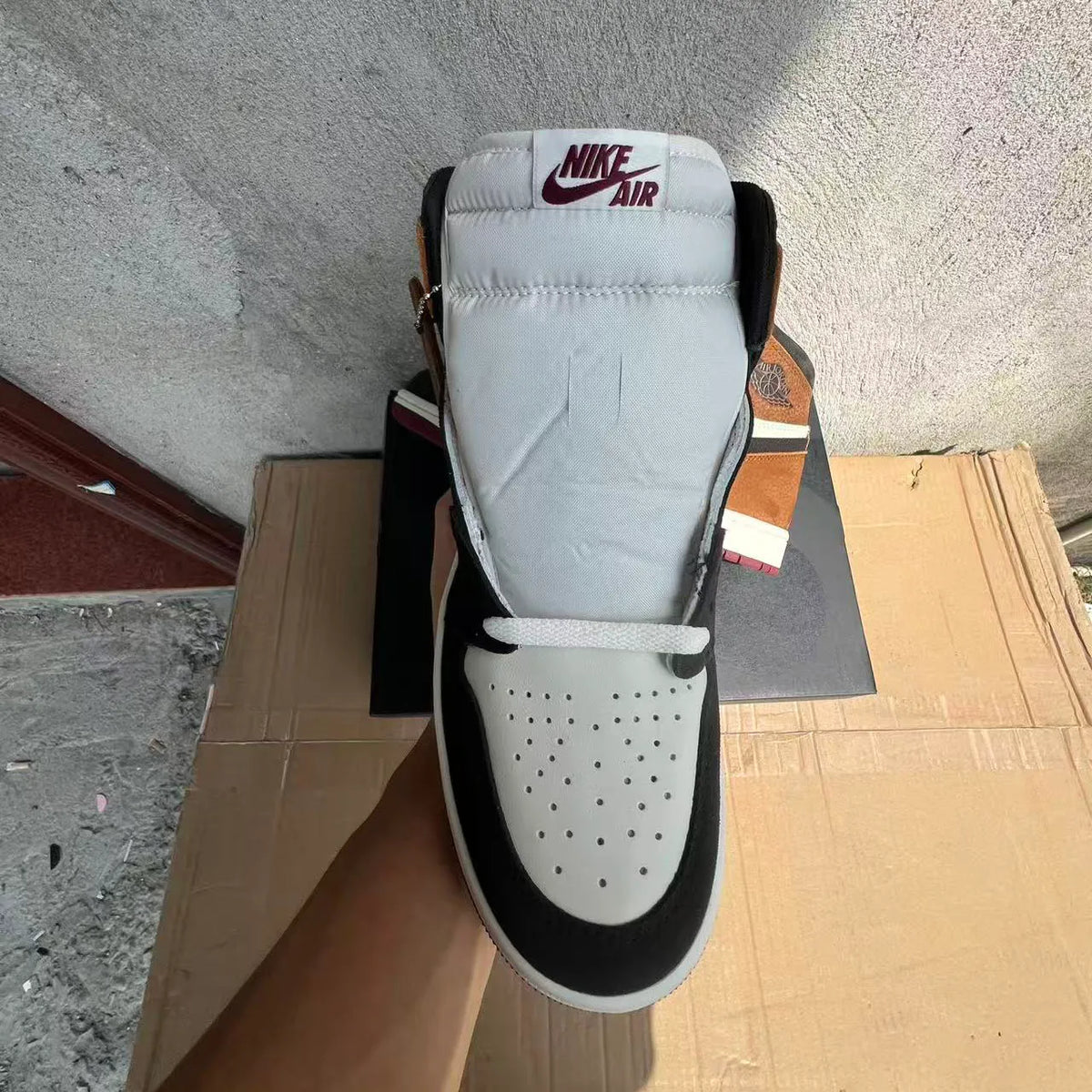 AJ 1 High OG "Love Letter" Shoes Sneakers – nk0005275 image 10