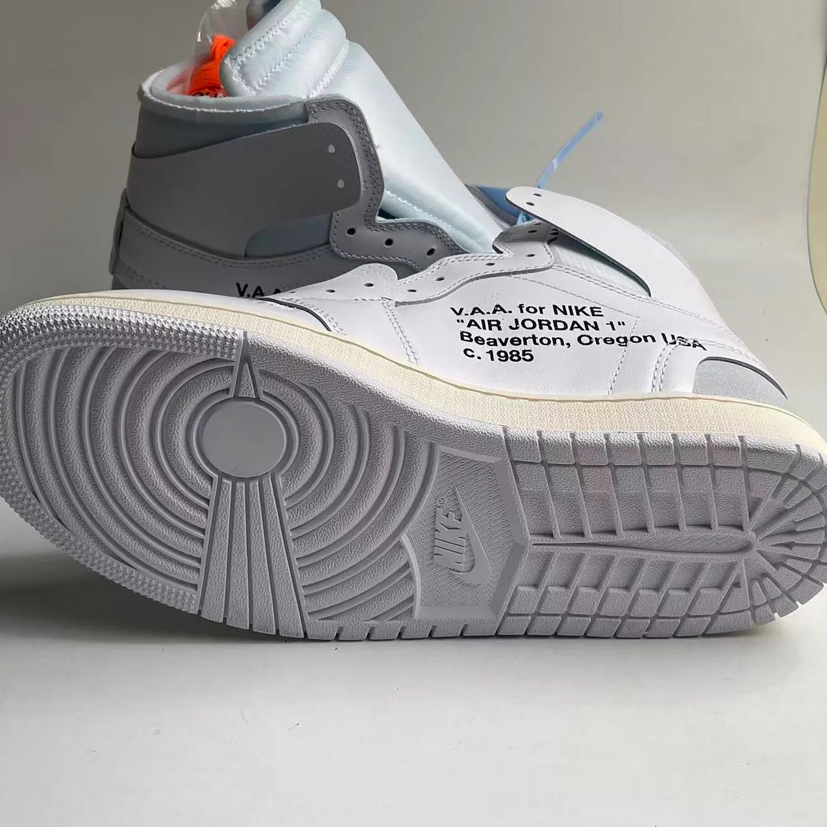 Virgil Abloh Archive x AJ 1 High OG 'Alaska' Shoes Sneakers – nk0004931 image 5